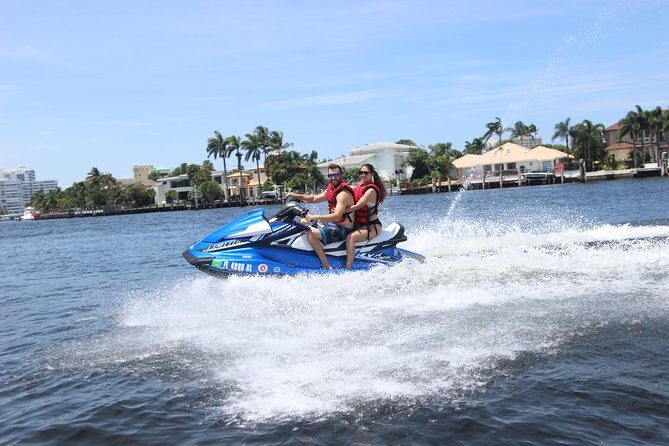 1 Hour Jet Ski Rental in Fort Lauderdale - Gear You Don’t Have to Bring: Jackets, Water-Tight Bags, and a Photo