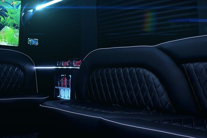 14 Passenger Luxury Sprinter Party Bus Ft Lauderdale 3 hour - Design District and Downtown: When You Want Style Over Speed