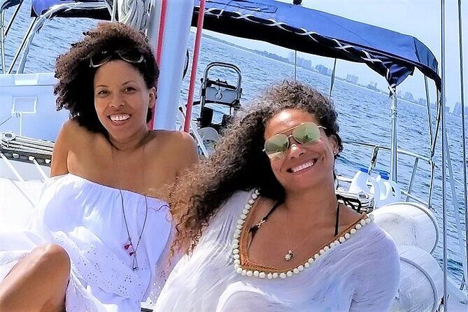 4-Hour Fort Lauderdale Sailing Charter - Wildlife odds: dolphins, manatees, turtles, and porpoises