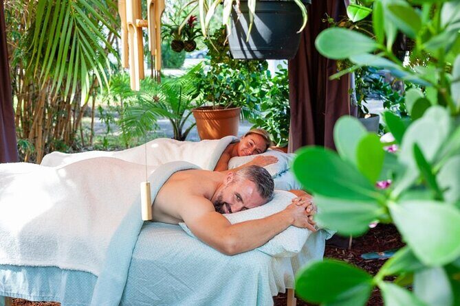 Couples Outdoor Bamboo Garden Massage or Ultimate Candlelight Signature Massage - Planet Massage Spa in Fort Lauderdale: the bamboo-garden feel