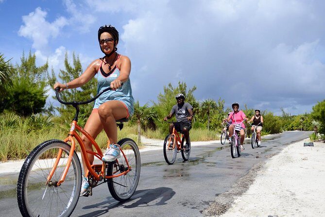 Day Trip to Bimini, Bahamas - Ferry Tickets - The crowd reality: 200 travelers on the tour, 600 on the ferry