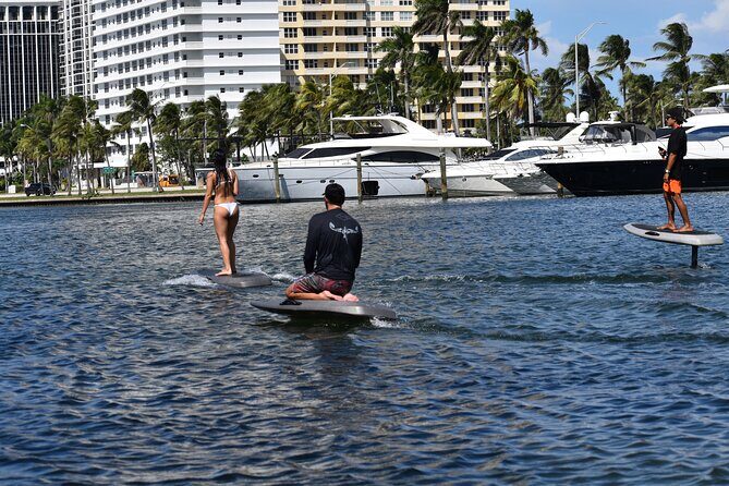 Double eFoil Lesson 2 People 2 Boards - Double Private eFoil: two riders, two boards, real instruction