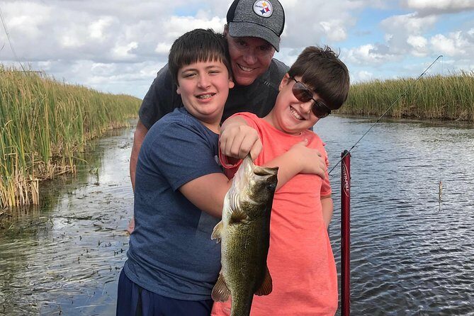 Florida Everglades Fishing Charter Near Fort Lauderdale - Windy day reality: how the guide makes adjustments