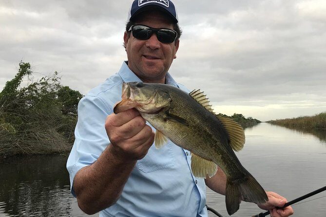 Florida Everglades Fishing Charter Near Fort Lauderdale - What’s included vs. what you’ll pay for separately