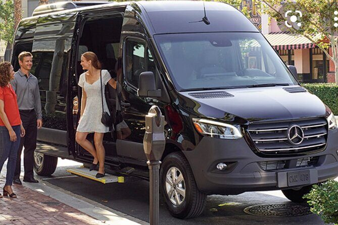 Fort Lauderdale Airport Private Transfer (Up To 14 Passengers) - Key things to know before you go