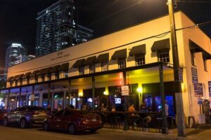 Fort Lauderdale Fallen Frights and Fury Ghost Tour - Stop-by-stop: sculpture watch, a 1907 home, and a saloon relic