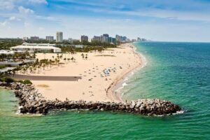 Fort Lauderdale Frenzy Scavenger Hunt - Start at Palm Cafe and Work Back to the Same Spot
