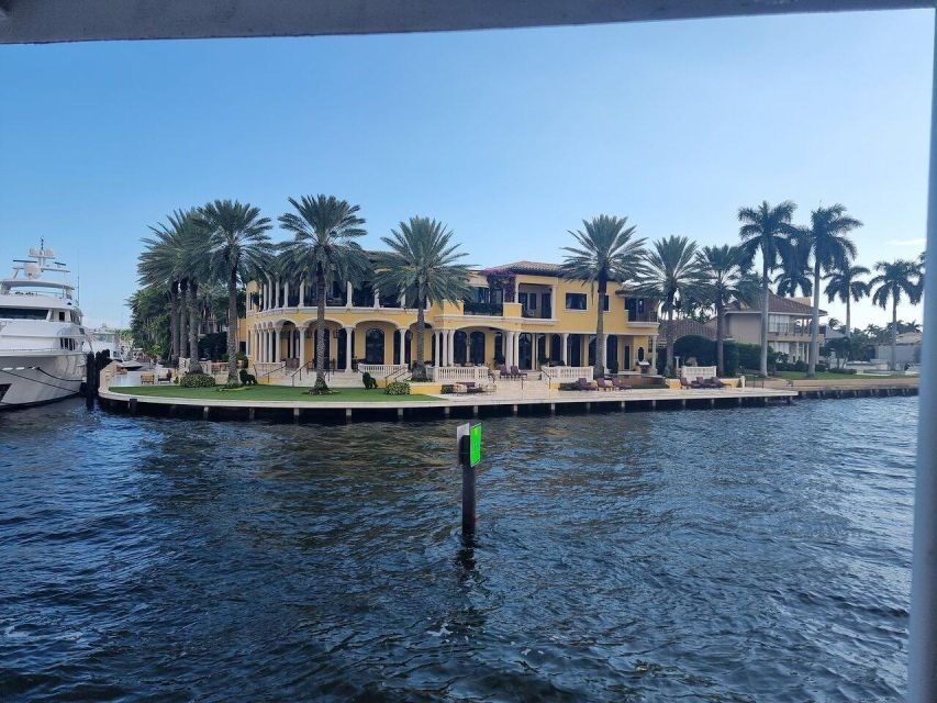 Fort Lauderdale: Millionaire's Row Cruise with Drinks - Summer Bonus: DeConna Ice Cream and the Small Extras That Matter