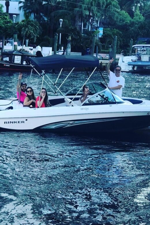Fort Lauderdale: Night Cruise Through the Venice of America - Minor considerations to plan around