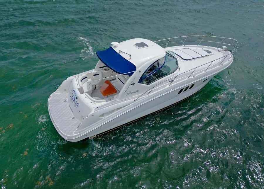 Fort Lauderdale: Private Yacht Cruise - Dolphins, Manatees, and the Joy of Not Overplanning