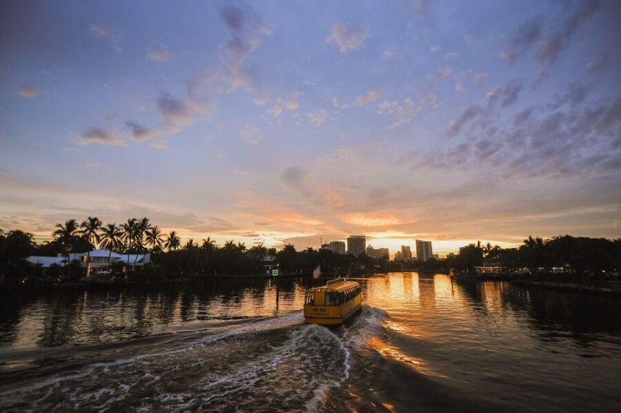 Fort Lauderdale: Water Taxi All-Day Pass - Discounts along the way: how to turn sightseeing into savings