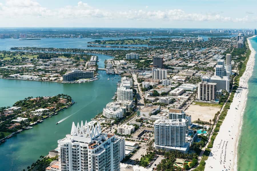 Helicopter Tour: Fort Lauderdale City and Beaches - Small Group, Seats, and Weight Limits: The Stuff That Can Change Your Experience