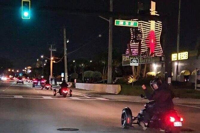 Hookah Bus Tour/Hard Rock Casino/Las Olas Ft. Lauderdale/Wynwood - The 6-hour loop and why it works
