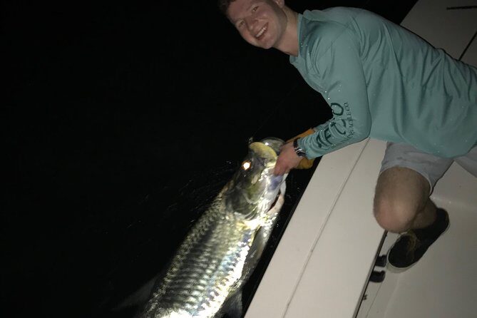 Inshore Sport Fishing with Local Guide - The 18-foot Maverick HPX: shallow access plus comfort