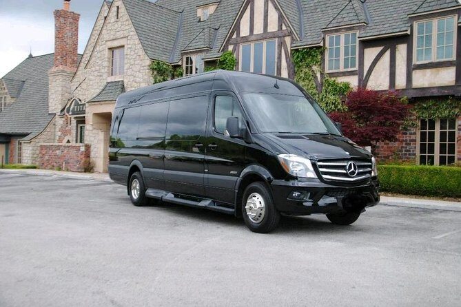 Party Bus Luxury Sprinter Limos - Chauffeur service: the difference between driving and being managed