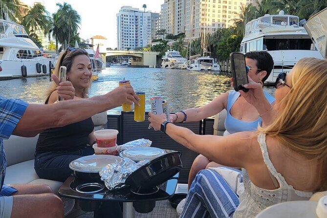 Private Cruise Or Sandbar Trip in Fort Lauderdale/Day or Night - Day or night: when the timing changes the experience