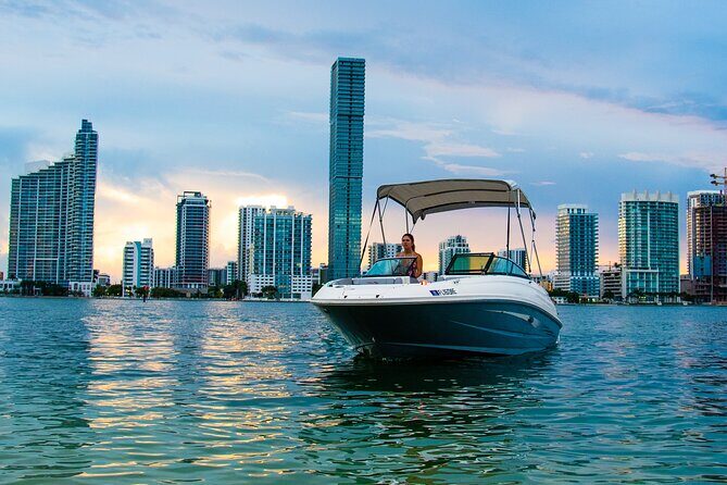 Private Fort Lauderdale Boat Tour with Prosecco - Captain Damian and the Private-Tour Feel: Why Host Energy Matters