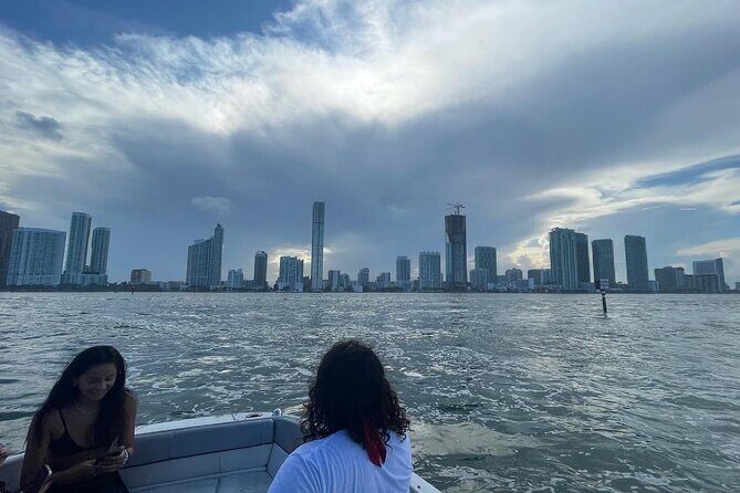 Private Fort Lauderdale Boat Tour with Prosecco - Price and Value: What $400 for Up to 8 Really Means
