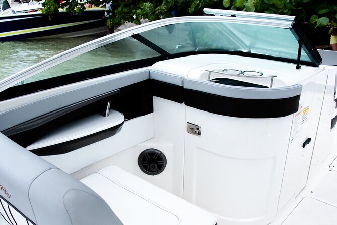 Private Moon-Watch Boat Cruise in Fort Lauderdale - Photo and Comfort Tips That Actually Help