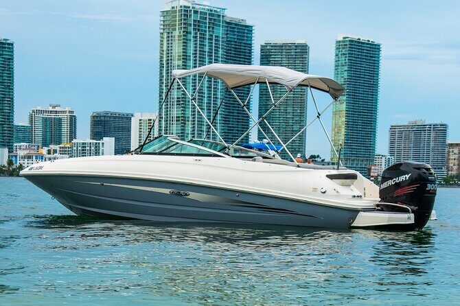 Private Romantic Sunset Boat Cruise in Fort Lauderdale! - The 1.5-hour flow: when you’ll see Las Olas and downtown