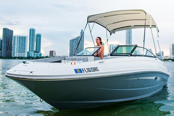 Private Romantic Sunset Boat Cruise in Fort Lauderdale! - Fort Lauderdale’s Venice of America nickname, seen from the water