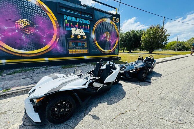 Private Slingshot Rental in Miami - Private, just your group: the difference you feel in real time