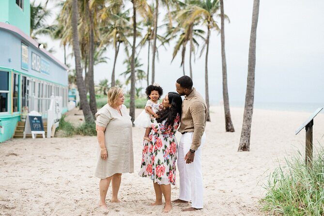 Private Vacation Photography Session with Local Photographer in Ft. Lauderdale - How the Photographer Planning Works (and Why It Reduces Stress)