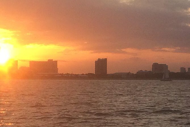 Sunset Catamaran Cruise in Ft. Lauderdale - Onboard Comfort: Shade, Restrooms, Music, and What to Bring