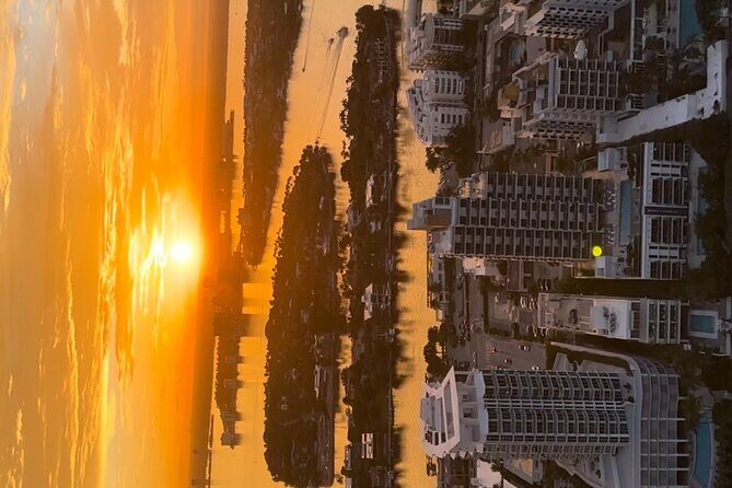 Sunset Helicopter Tour-Miami Iconic Coast and City Views - Headsets, pilot talk, and the small things that make it enjoyable