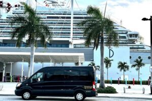 Van Up 14pax Ft Lauderdale Airport or Hotel to Port Mia or Hotel - Fort Lauderdale to PortMiami Without the Cruise-Day Panic