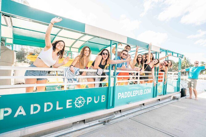 Venice of America Evening Cruise- Fort Lauderdale - Passing 15th Street Fisheries and the optional 20-minute request stop