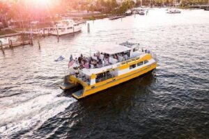 Water Taxi All Day hop-on hop-off Venice of America Boat Tour - All-Day Ticket Timing: 10am–10pm and How to Plan Your Route