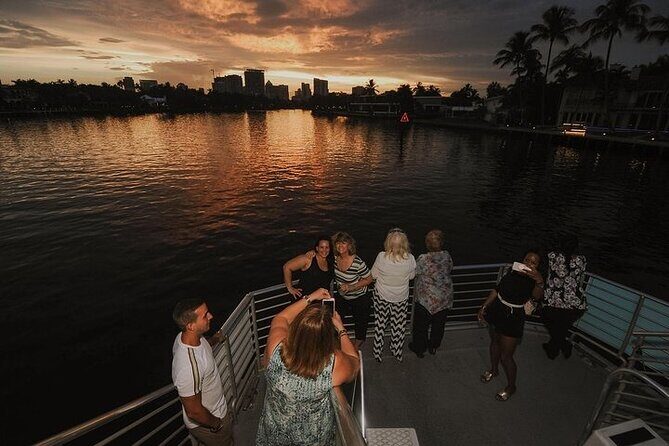 Water Taxi evening hop-on hop-off sunset sightseeing cruise - Is it good value for $38?
