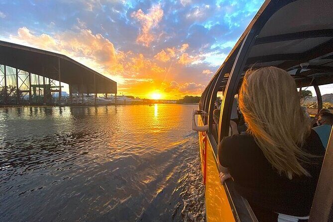 Water Taxi evening hop-on hop-off sunset sightseeing cruise - Sunset timing: how to not waste your evening