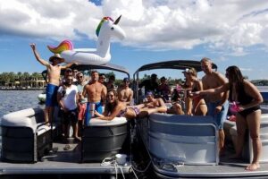 Your Private Boat, Your Amazing Trip on the Water! - Getting On Board at Boat Ramp 1784 SE 15th St (and Optional Pickup)